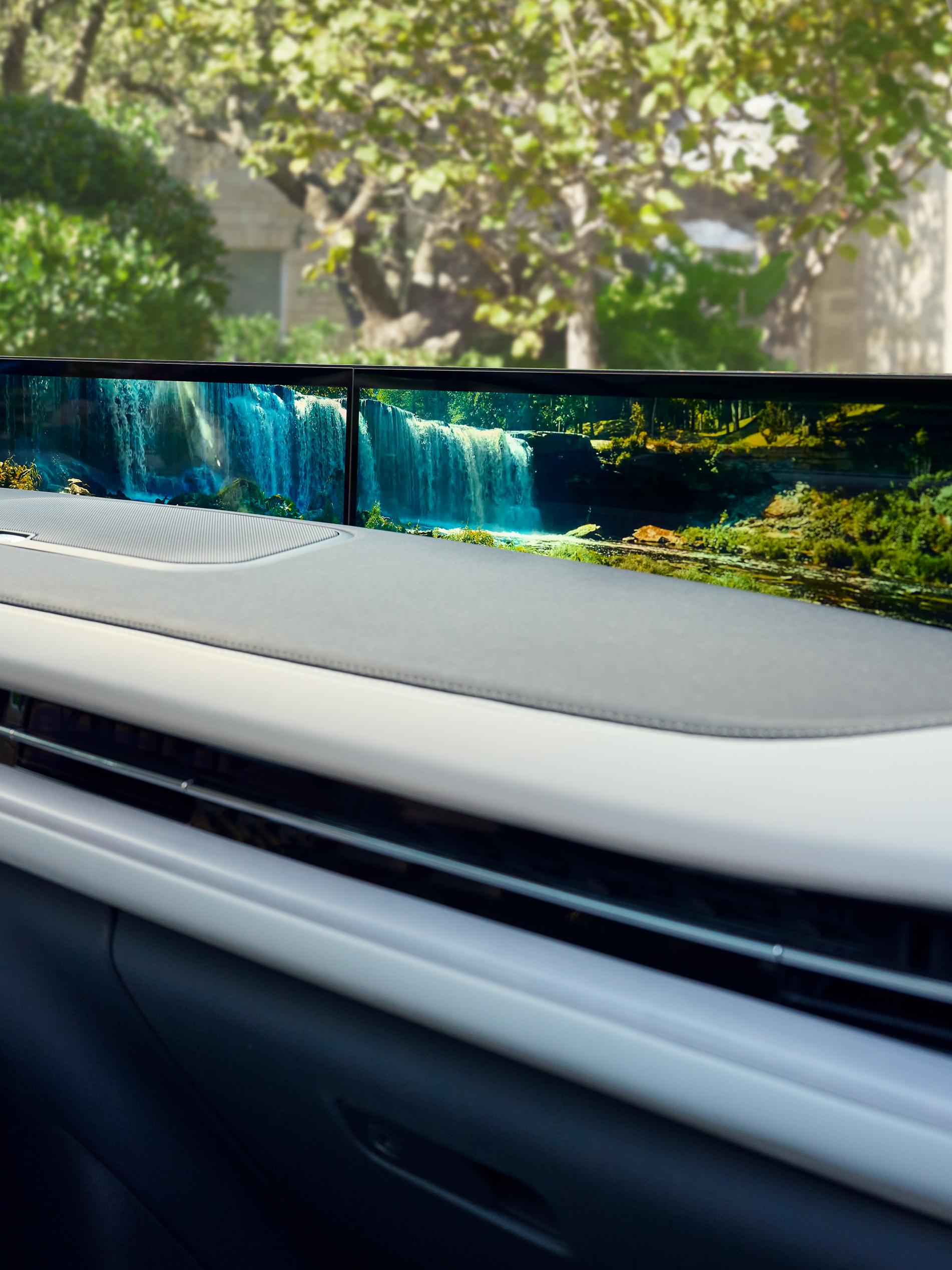 The interior of a 2026 Lincoln Black Label Navigator® SUV with a Lincoln Rejuvenate sequence shown on the panoramic display