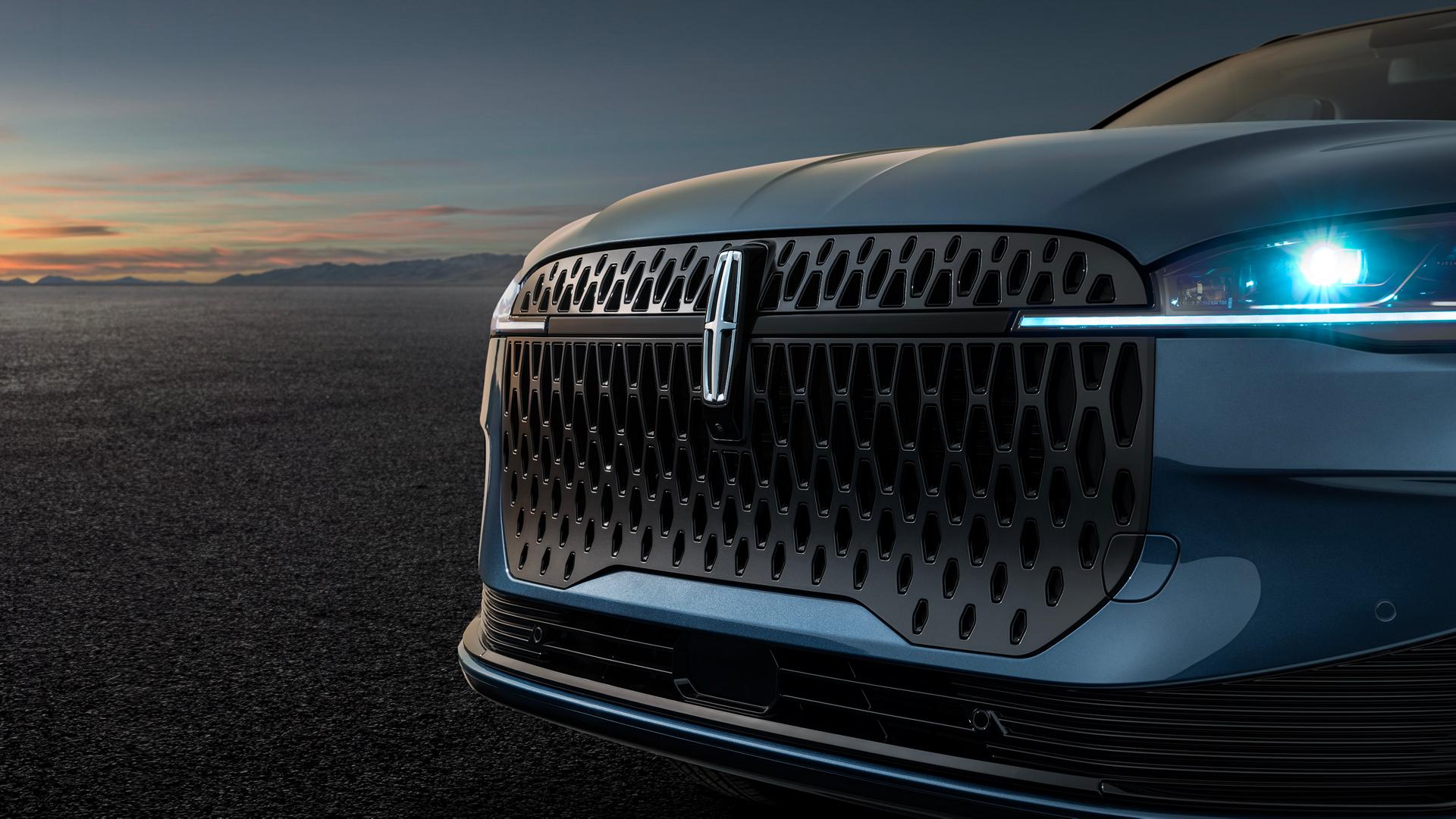A close-up look at the expressive details on the signature grille of 2027 Lincoln Corsair® Hybrid.
