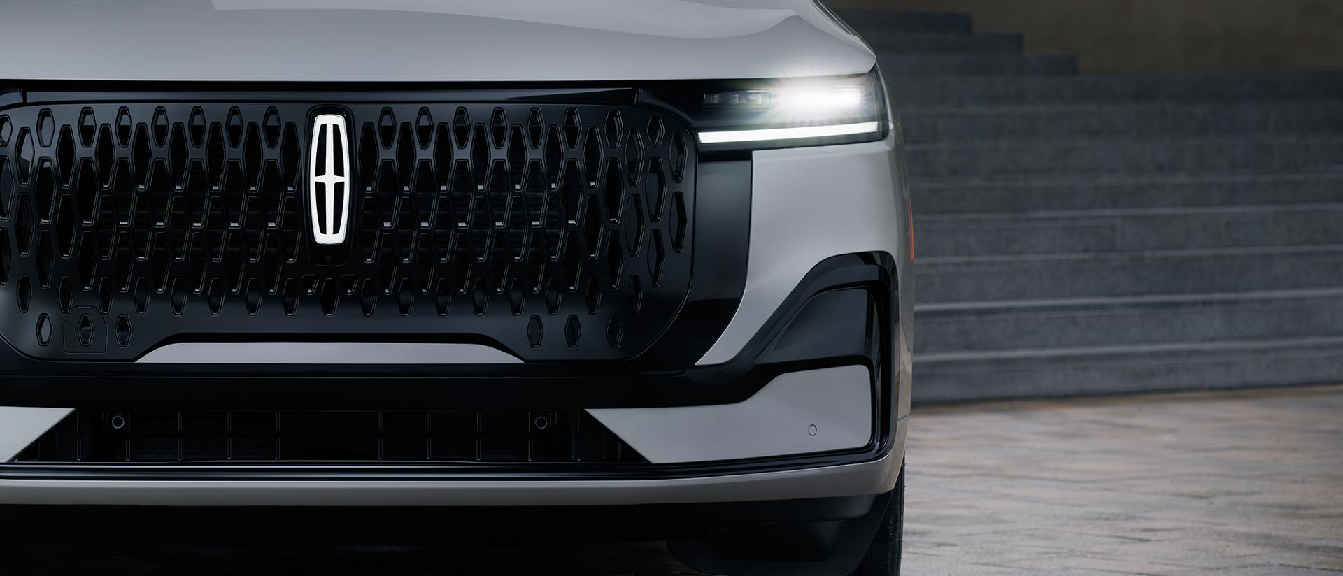 The distinctive grille and headlamps make a striking statement on the 2027 Lincoln Nautilus SUV