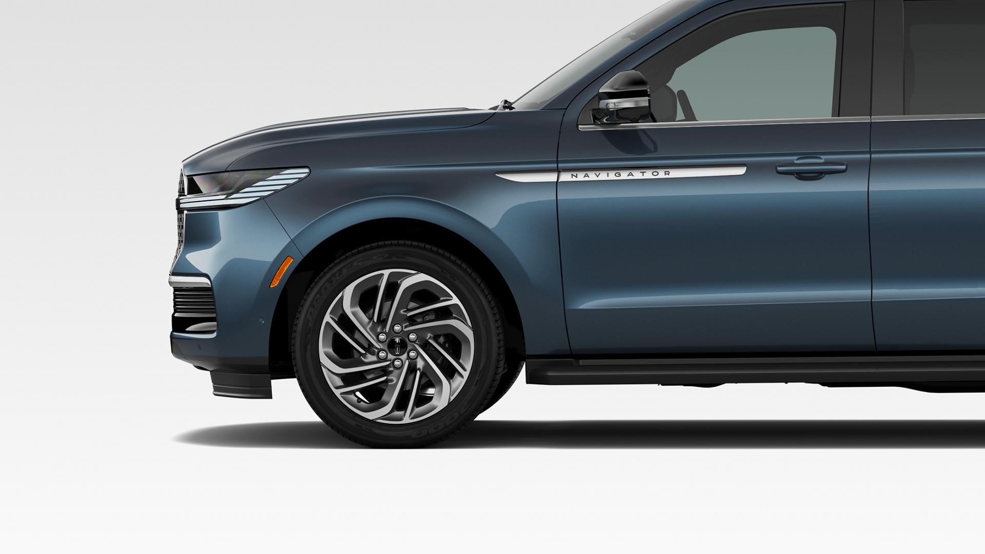  22" high-gloss Ebony-painted aluminum wheel with bright-machined finish included