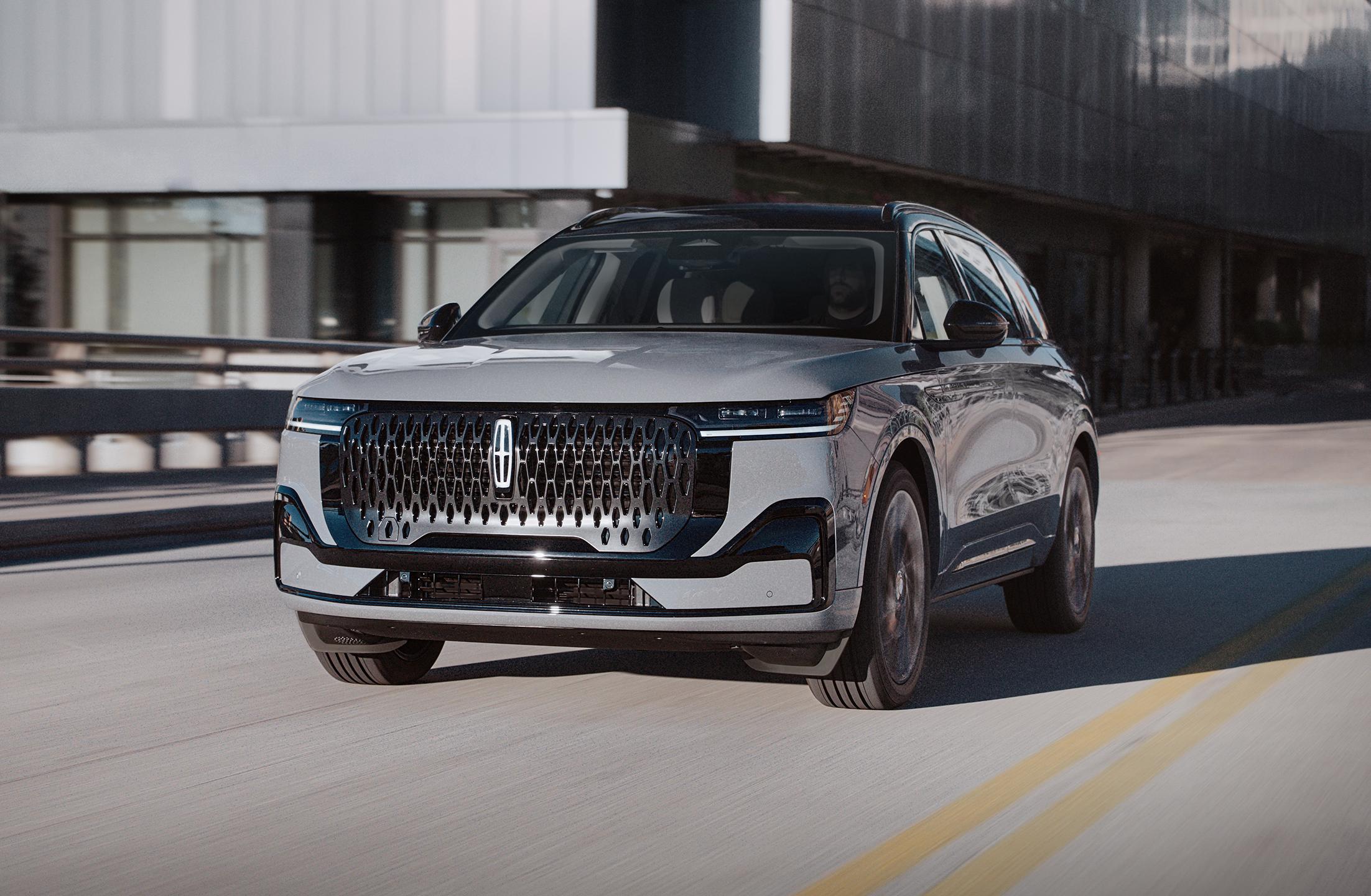 The Lincoln Nautilus driving down the road.
