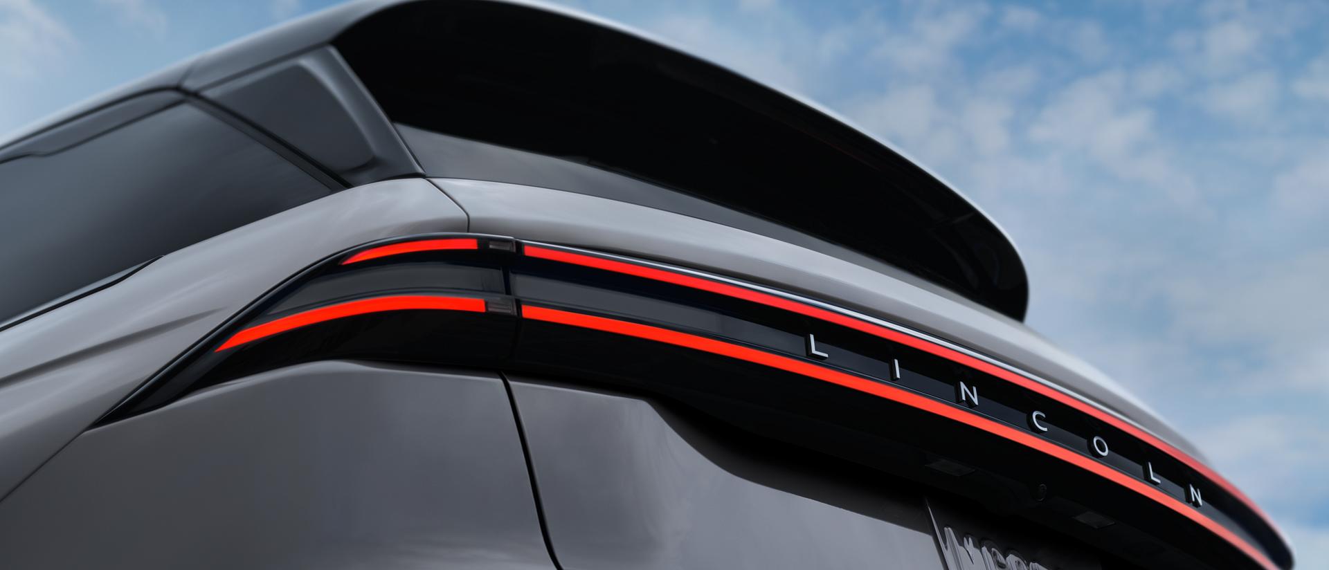 The artfully designed rear exterior of the 2027 Lincoln Nautilus includes updated taillamps