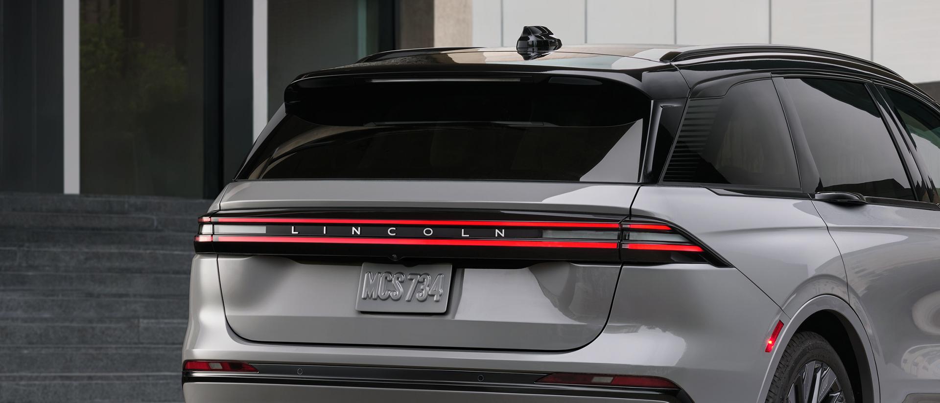 A wide look at the refreshed rear exterior of the 2027 Lincoln Nautilus
