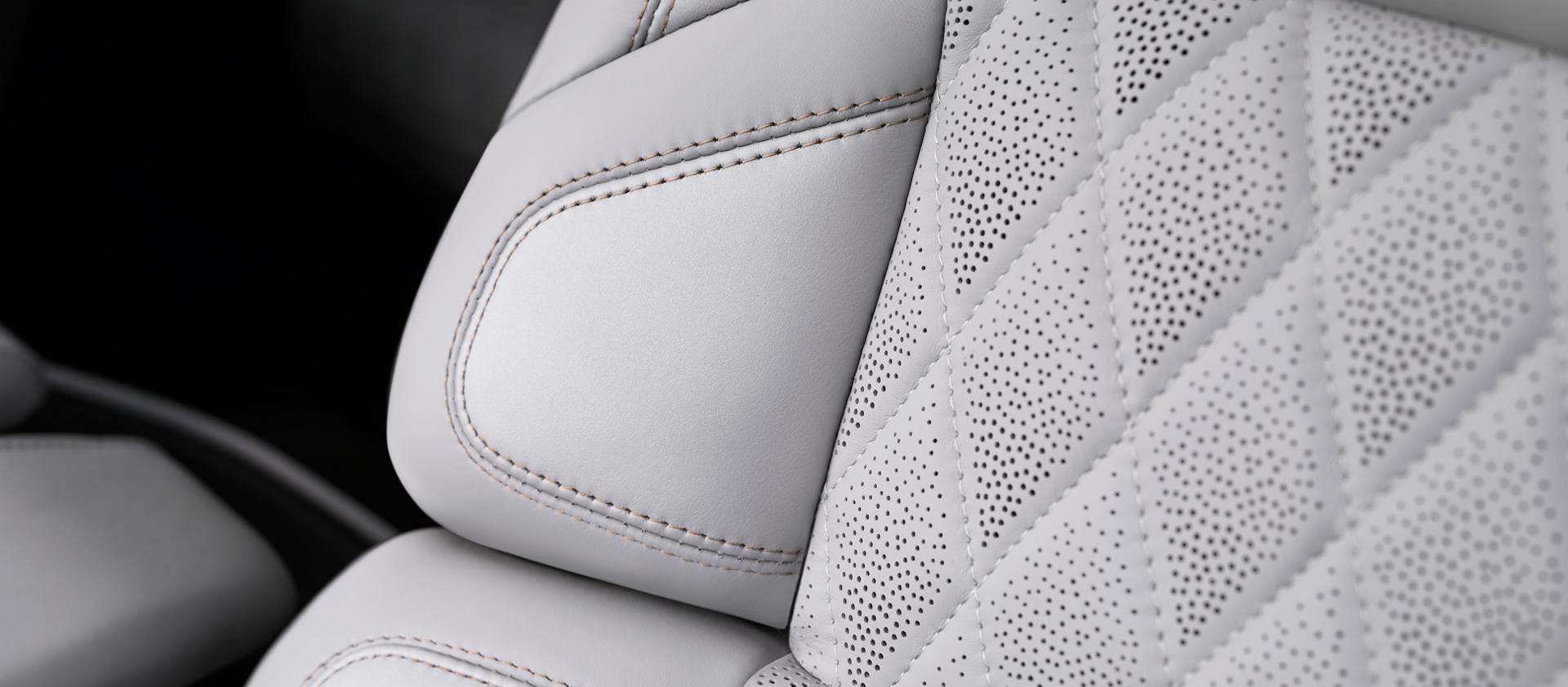 The quilted front seat insert of the Atmospheric theme in a 2027 Lincoln Navigator® Black Label™ model