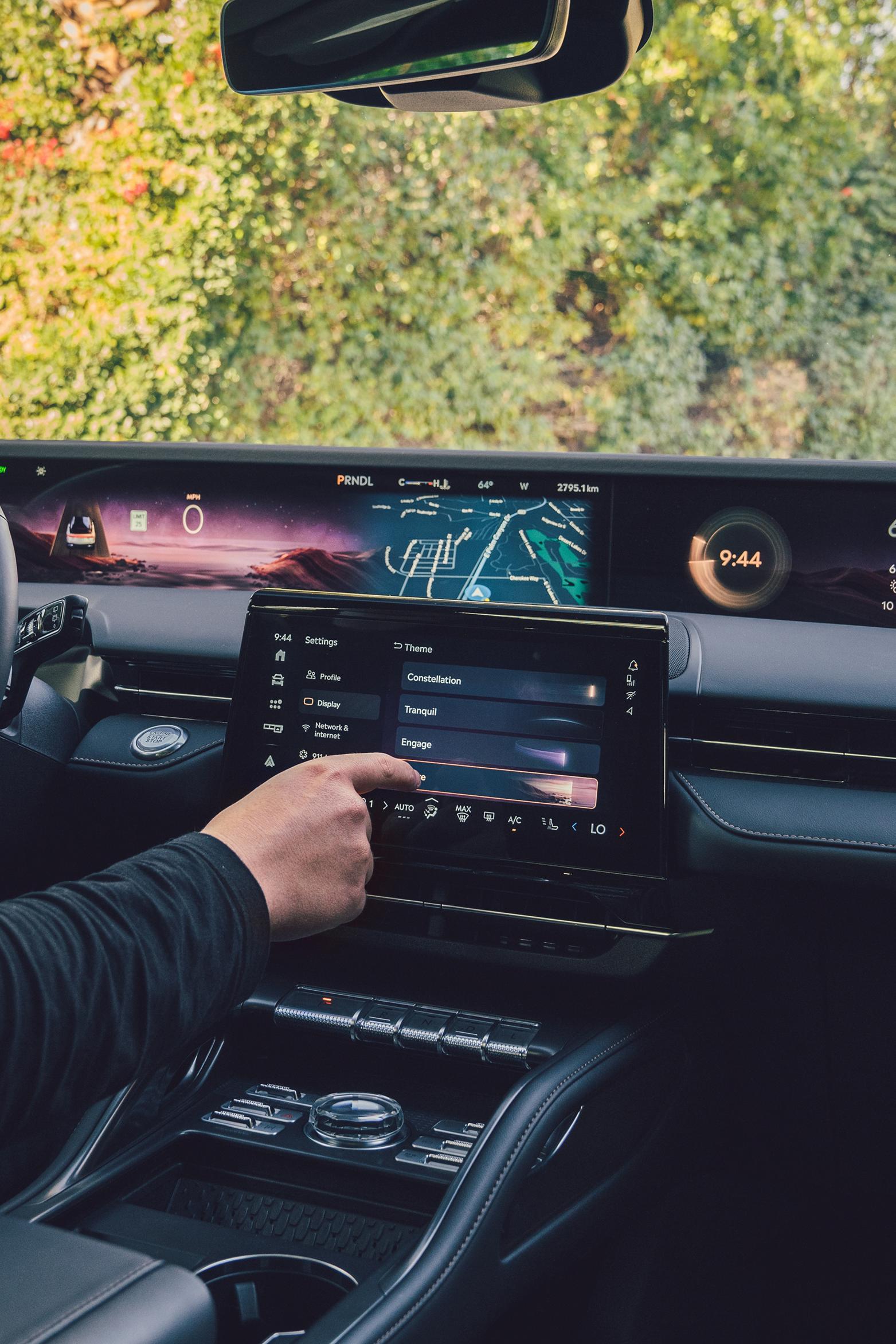 The interior of a Lincoln vehicle